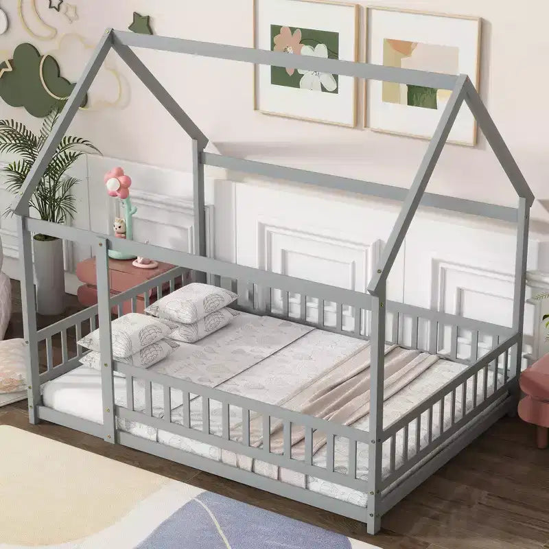 Letto a casetta a pavimento di dimensioni standard con telaio del tetto, sponde di sicurezza, letto a casetta a pavimento in legno con recinzione, non richiede rete a molle.