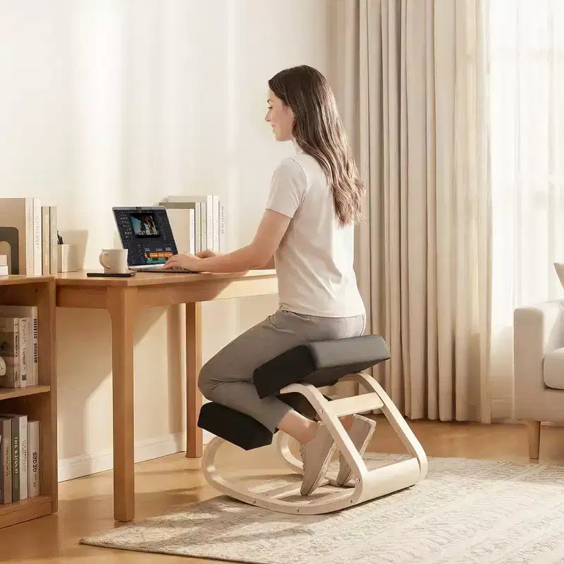 Sedia ergonomica con appoggio per le ginocchia